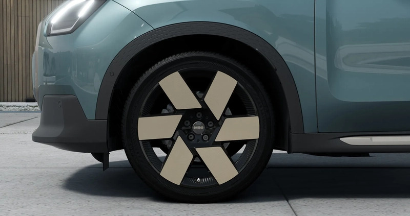 MINI Countryman cena 228100 przebieg: 5, rok produkcji 2024 z Sępólno Krajeńskie małe 79